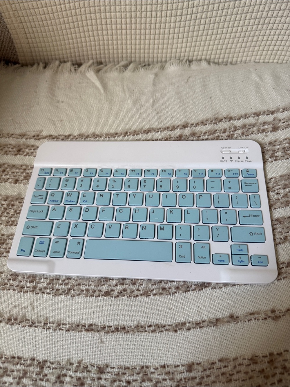 Blue & White Keyboard • Bluetooth & Compact!